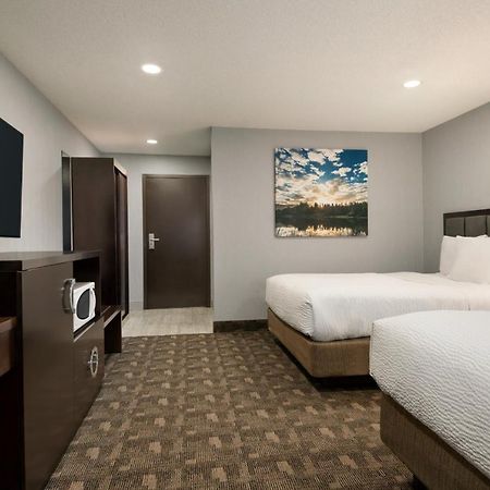 Days Inn By Wyndham Wainwright Buitenkant foto