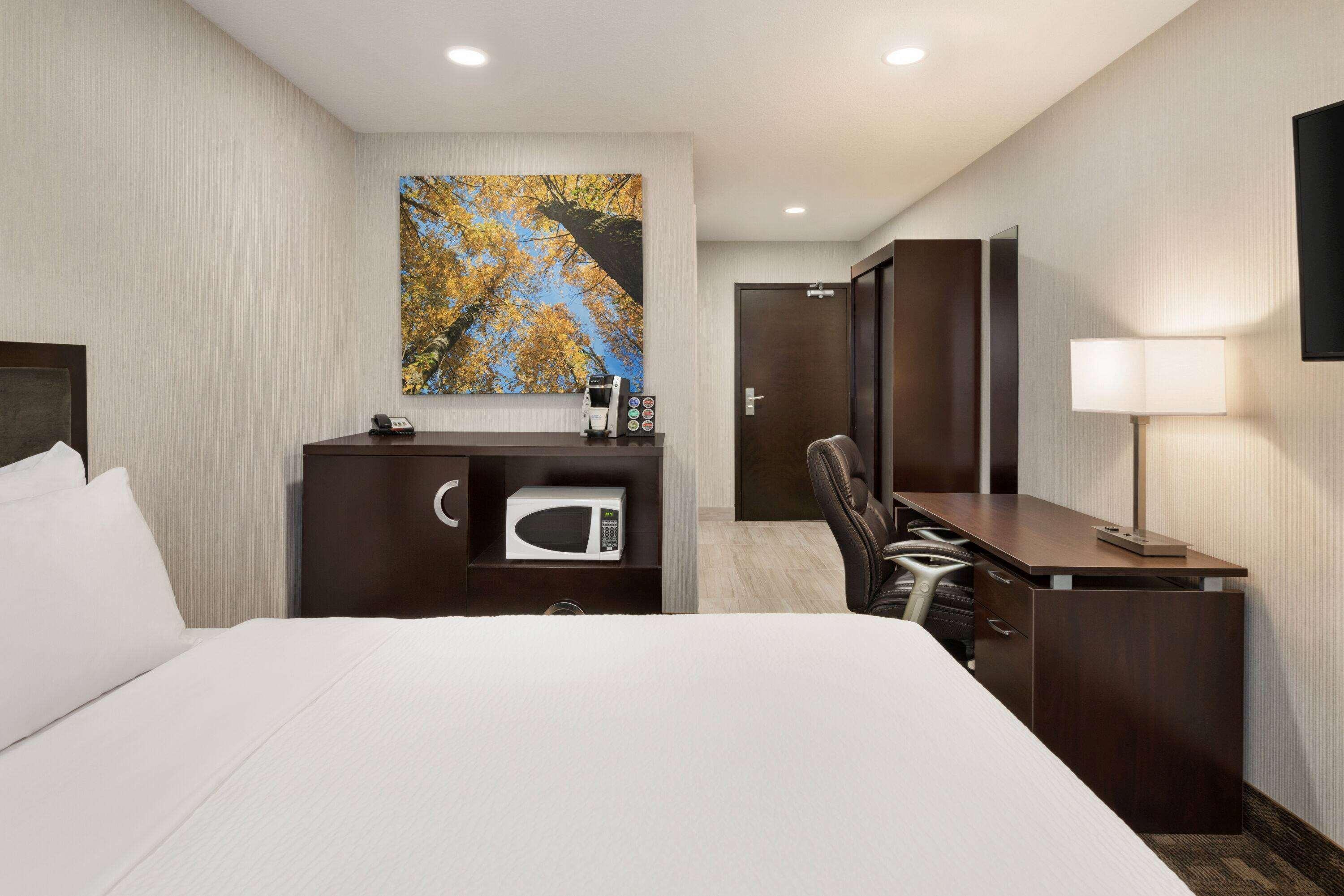 Days Inn By Wyndham Wainwright Buitenkant foto